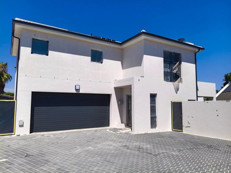 To Let 3 Bedroom Property for Rent in Eden Park Western Cape